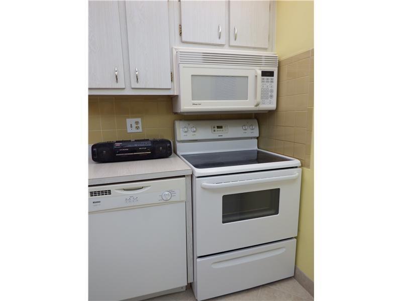 Oriole Gardens 33 Condo - Residential Lease