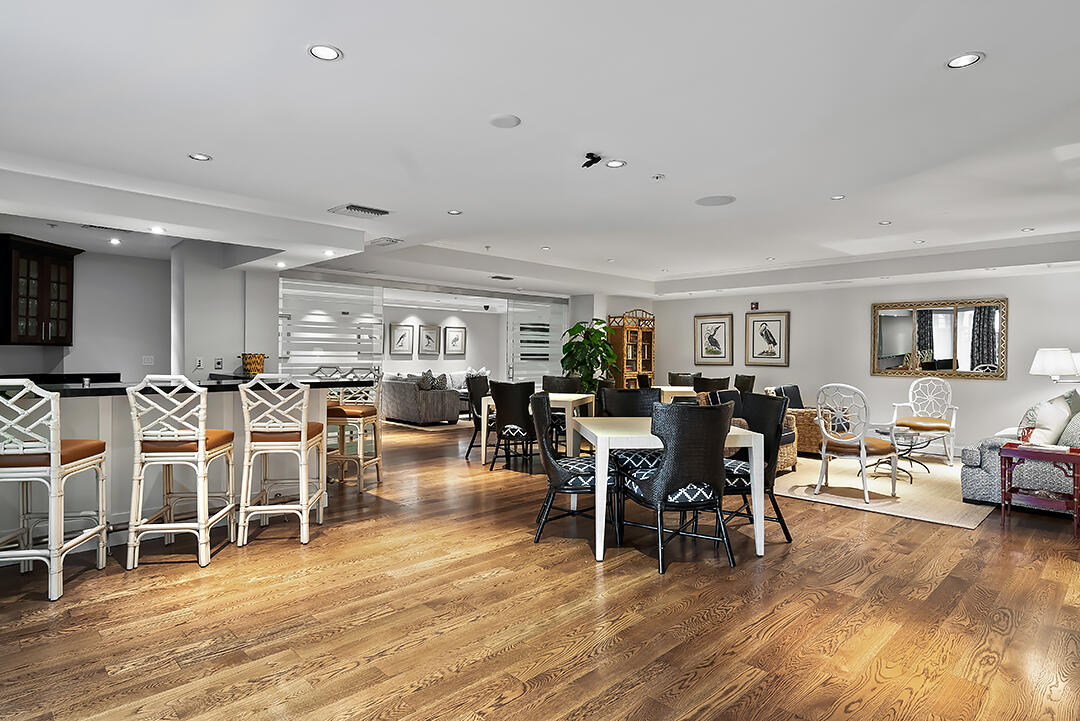 ONE CITY PLAZA CONDO - Residential Lease