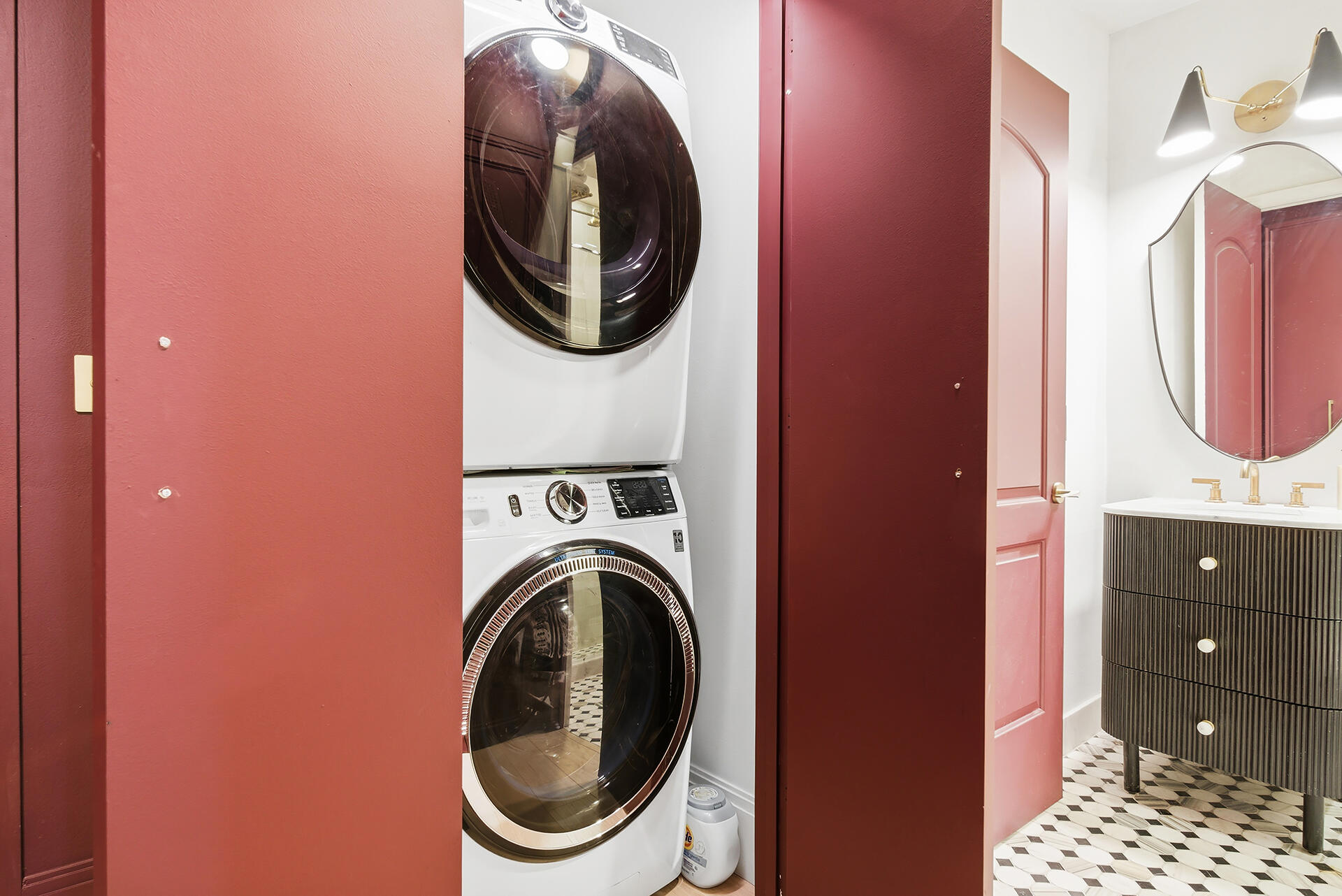 801 S Olive Avenue 433