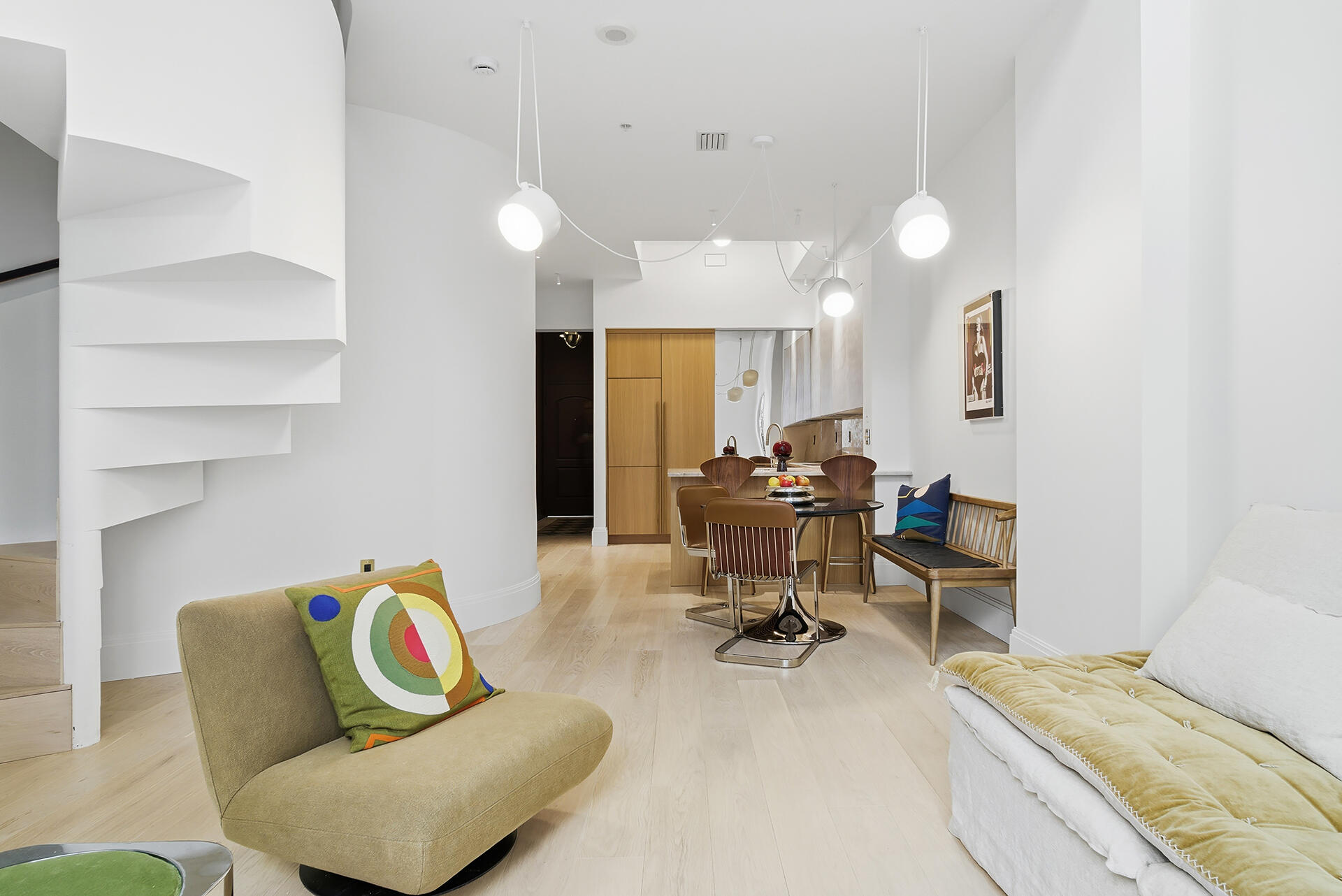 ONE CITY PLAZA CONDO - Residential Lease