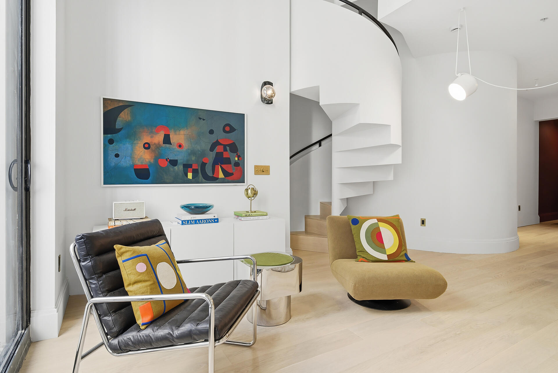 ONE CITY PLAZA CONDO - Residential Lease