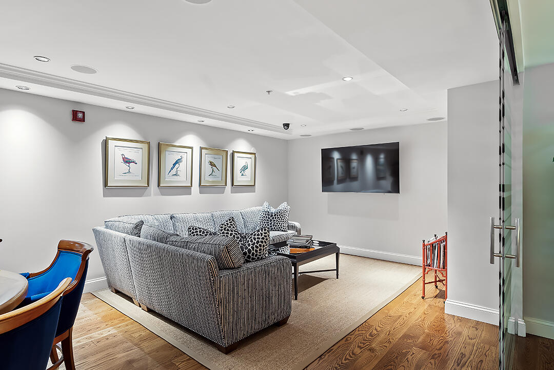 ONE CITY PLAZA CONDO - Residential Lease