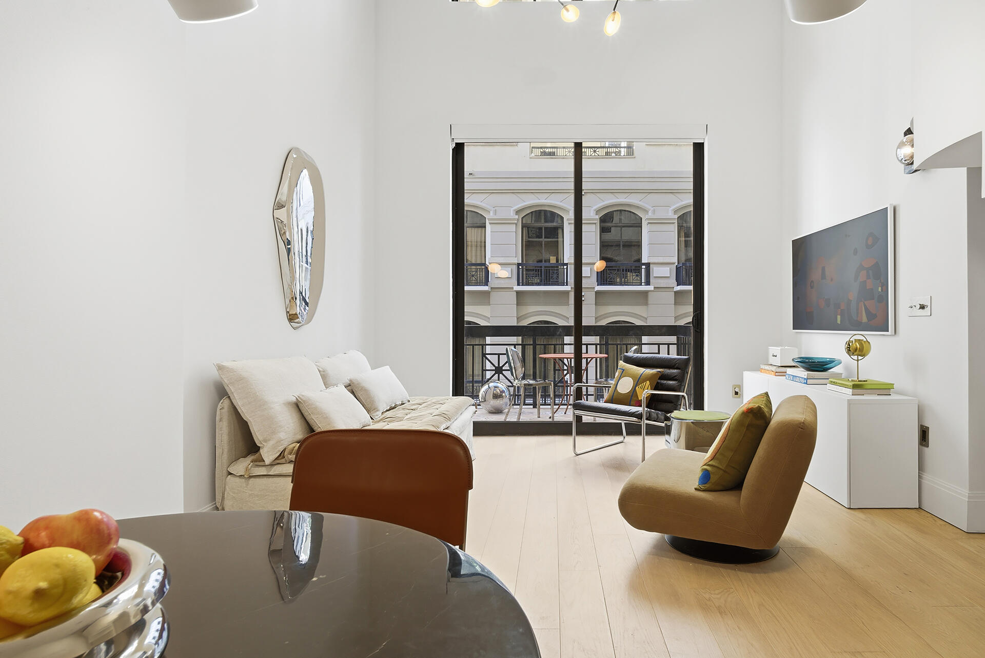 ONE CITY PLAZA CONDO - Residential Lease