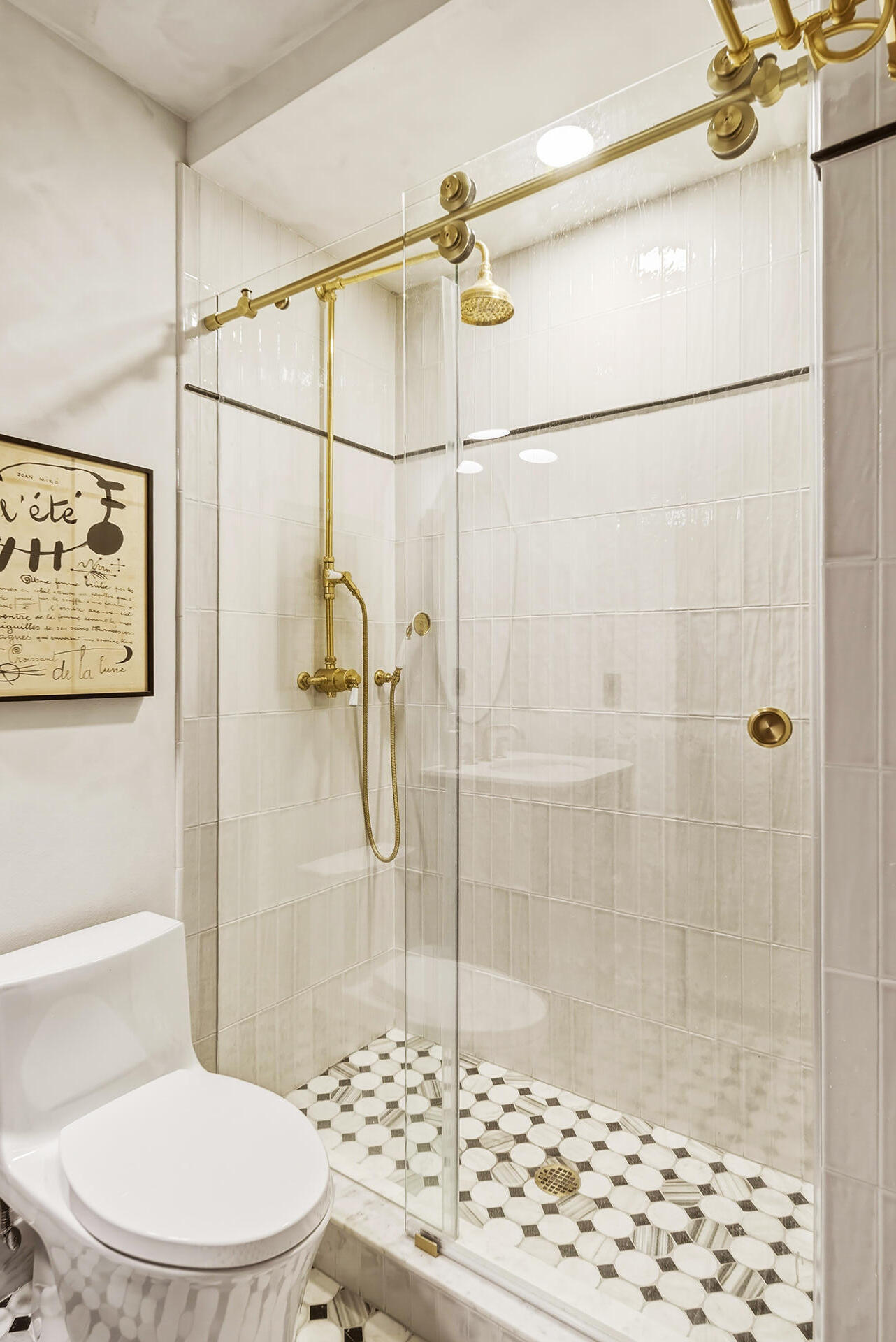 ONE CITY PLAZA CONDO - Residential Lease