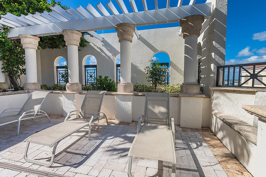 ONE CITY PLAZA CONDO - Residential Lease