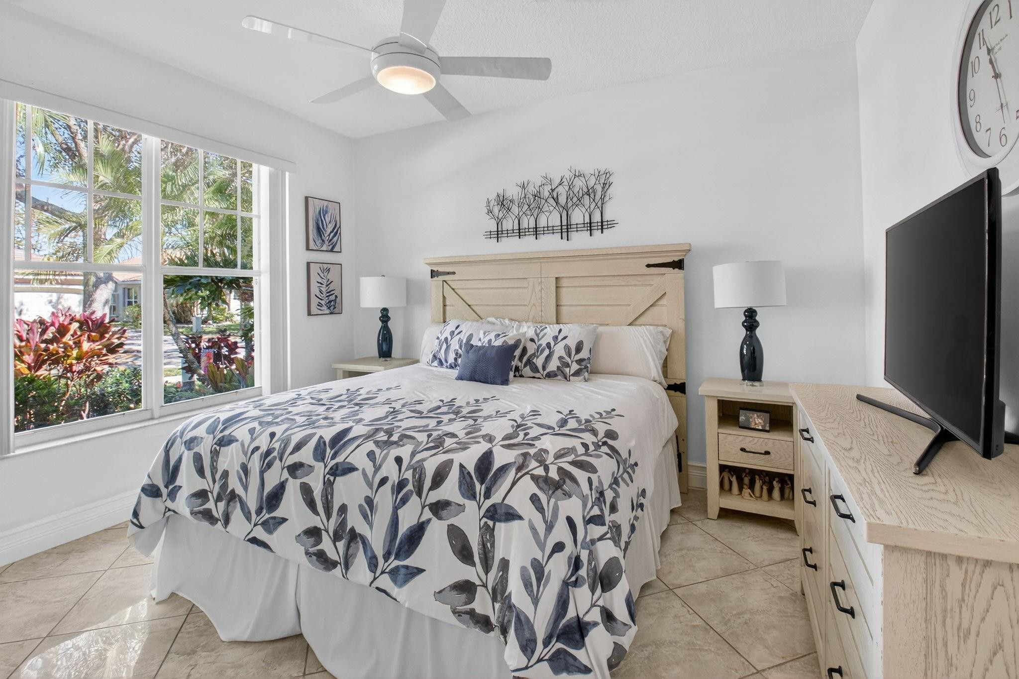 VALENCIA ISLES 2 - Residential