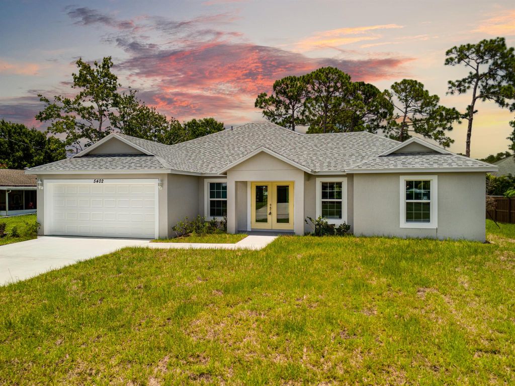 Photo of 5402 Birch Drive, Fort Pierce, FL 34982 (MLS # R10972840)