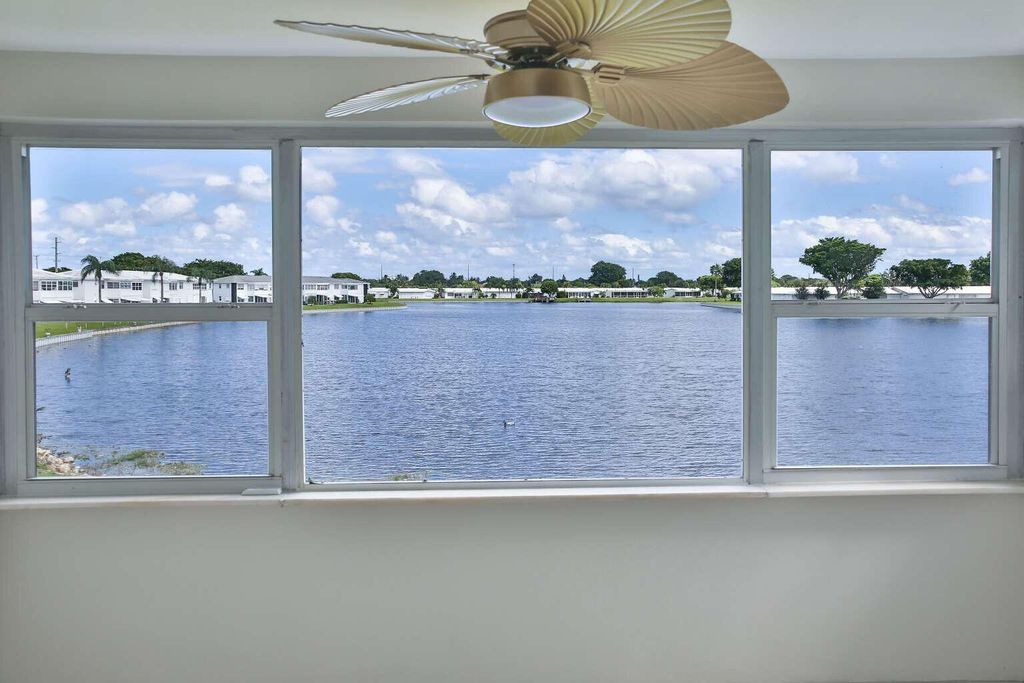 Photo of 1116 Lake Terrace #207 G, Boynton Beach, FL 33426 (MLS # F10549552)