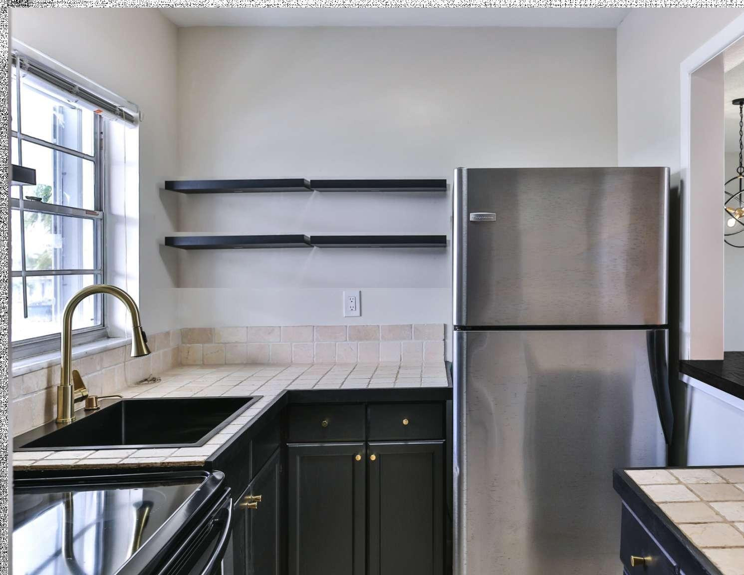 1116 Lake Terrace 207 G