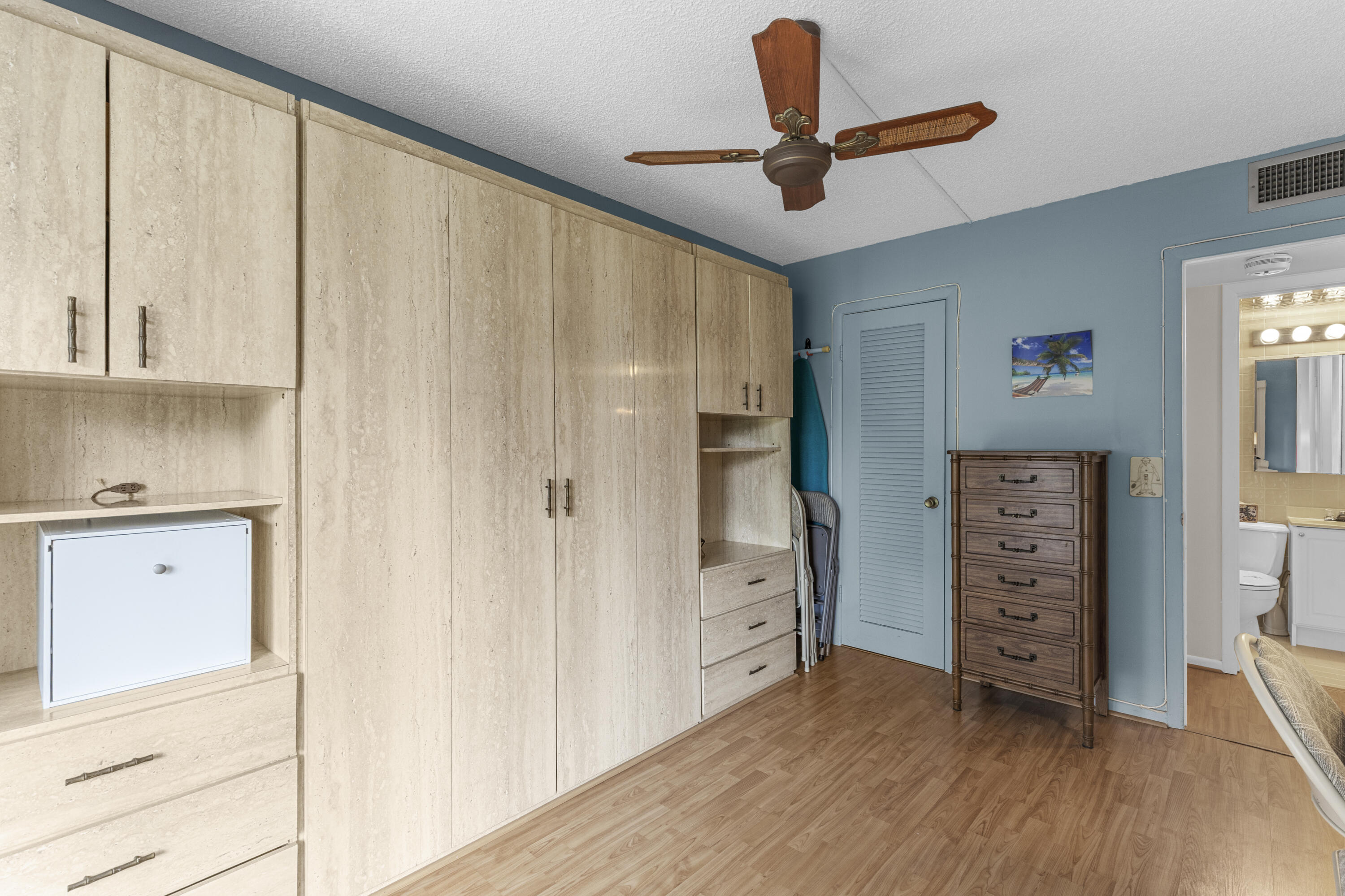 VENTNOR S CONDO - Residential