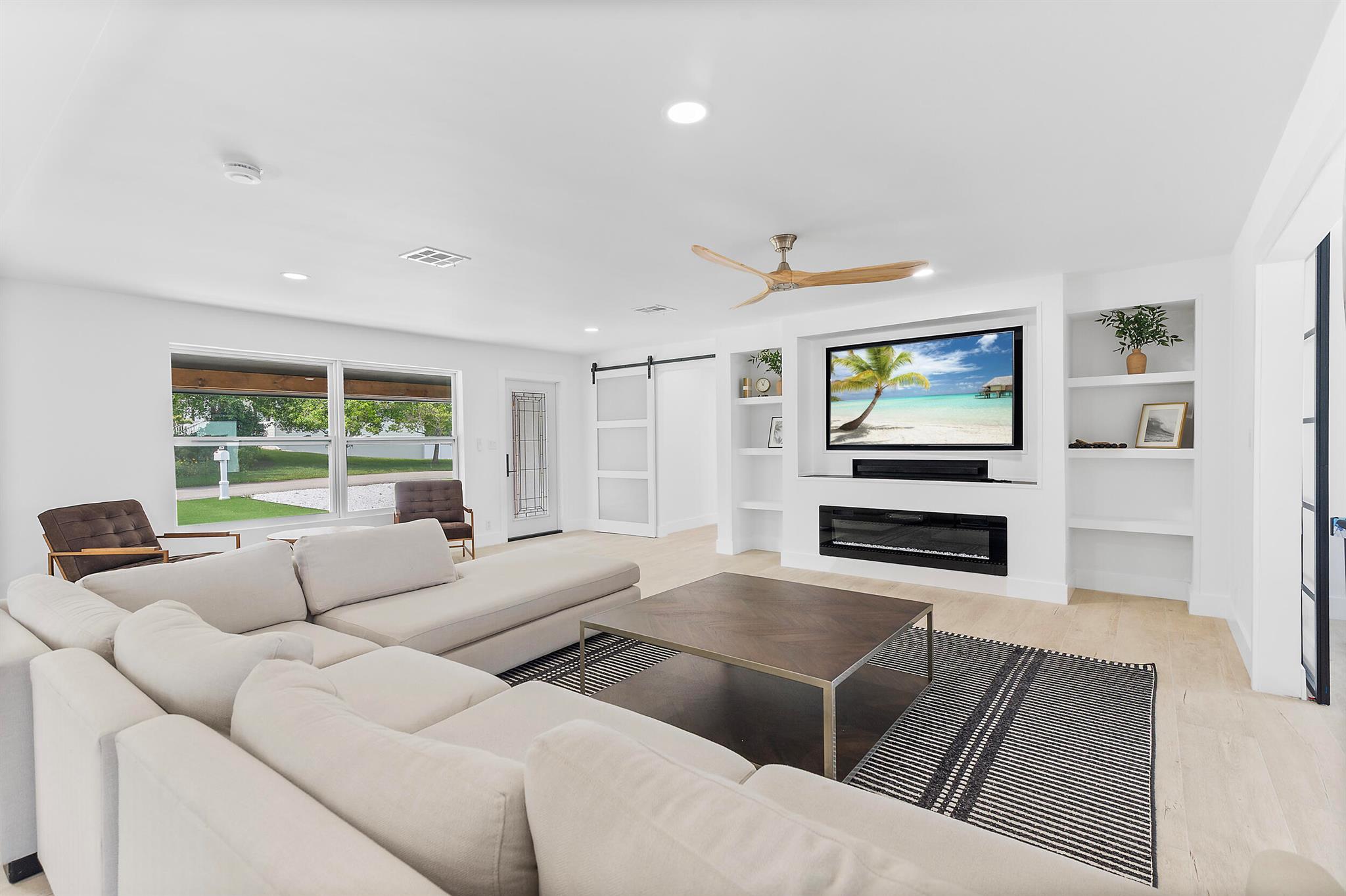 PAPAYA VILLAGE - Residential Lease
