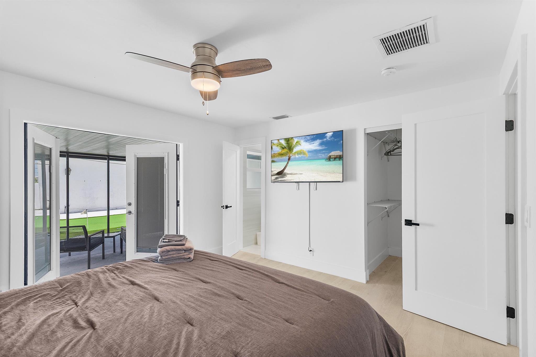 PAPAYA VILLAGE - Residential Lease