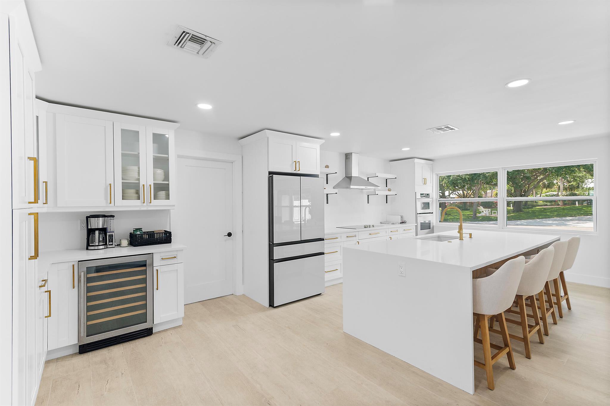 PAPAYA VILLAGE - Residential Lease