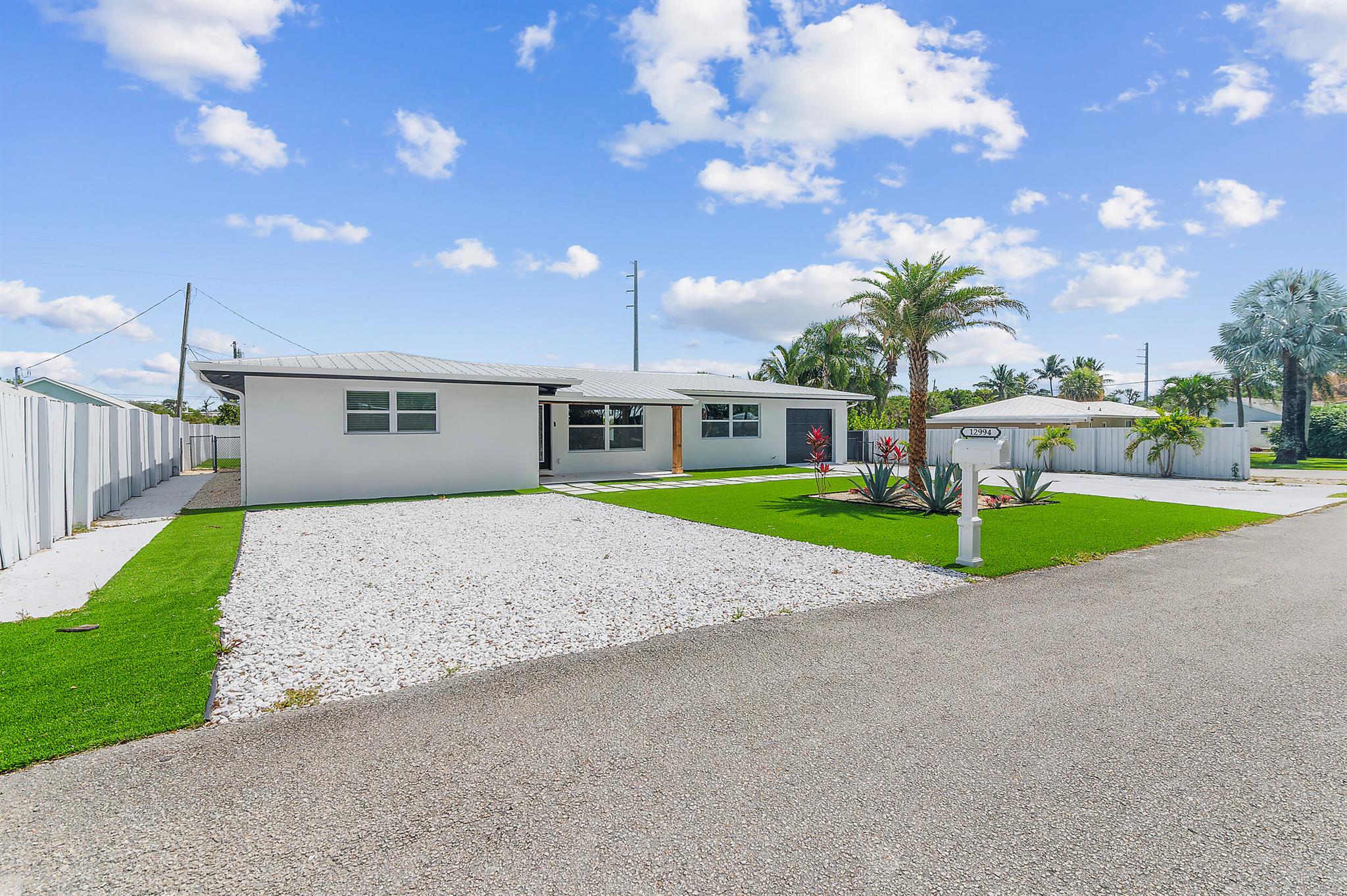 PAPAYA VILLAGE - Residential Lease
