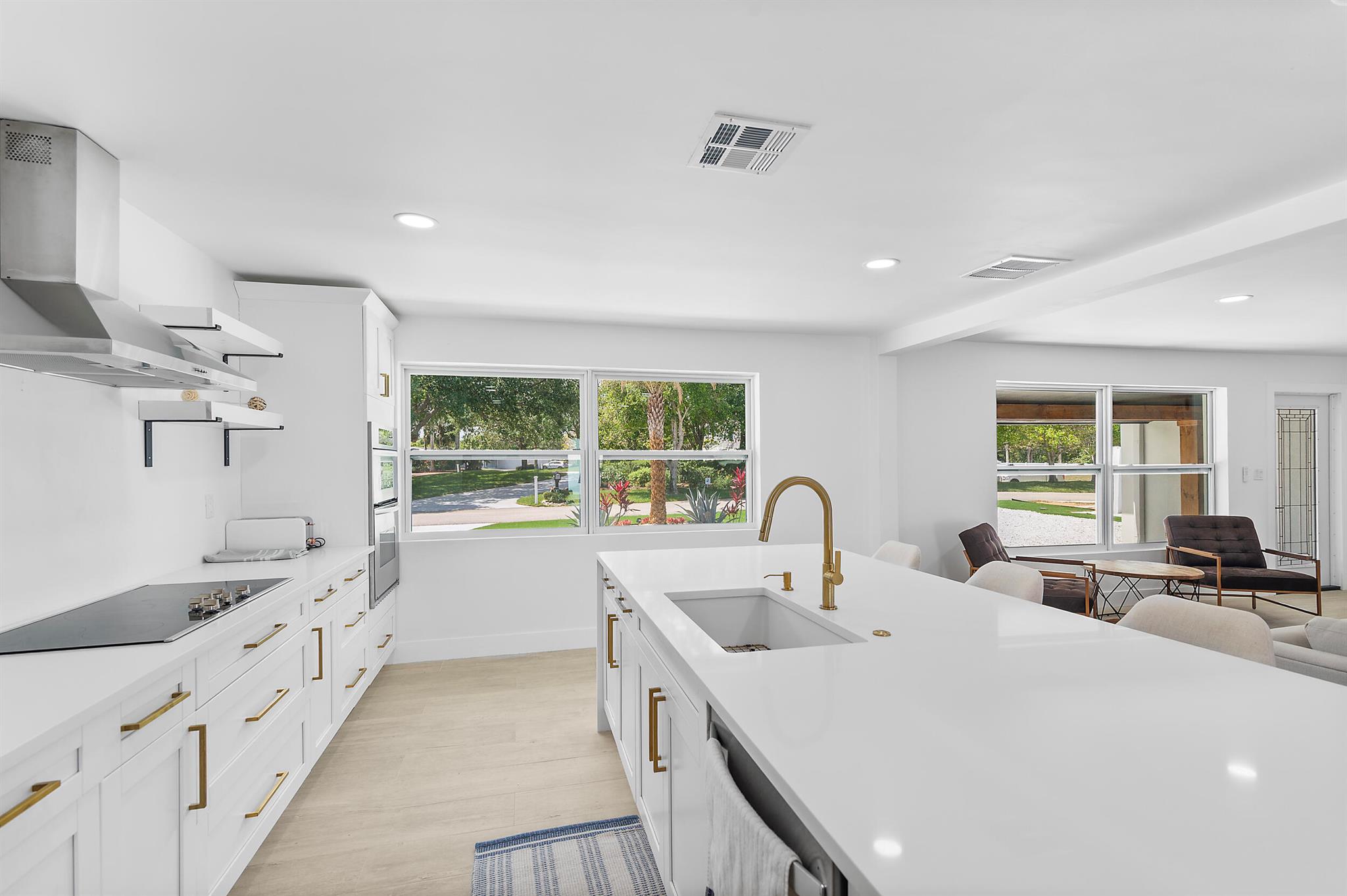 PAPAYA VILLAGE - Residential Lease