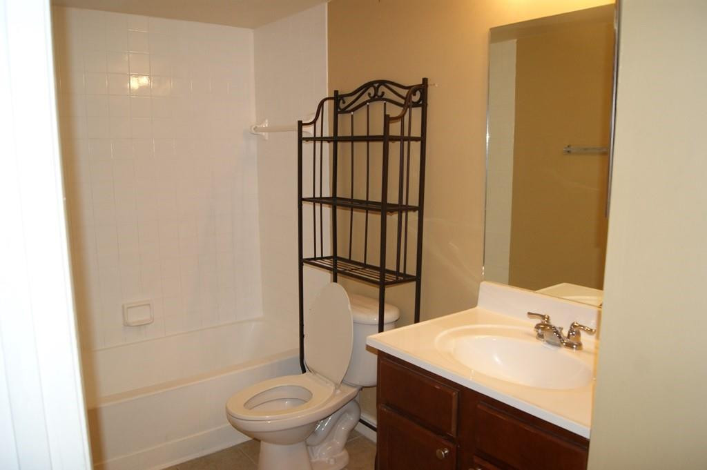 South Palm Place Condo - Residential Lease