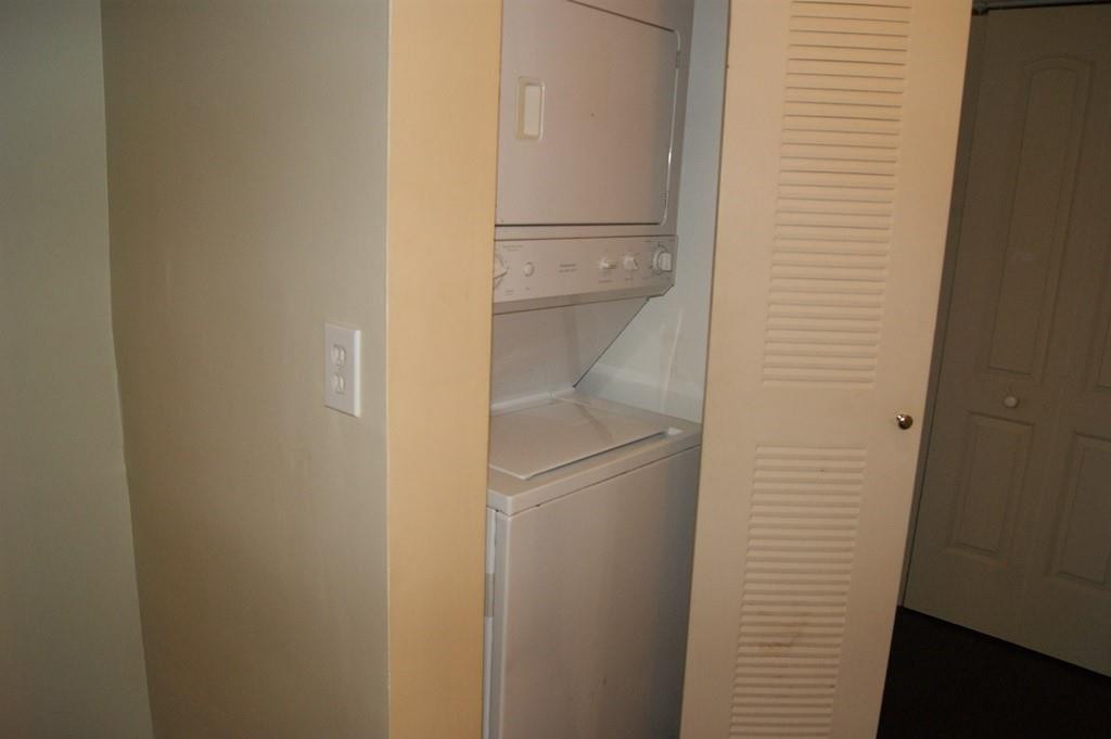 South Palm Place Condo - Residential Lease