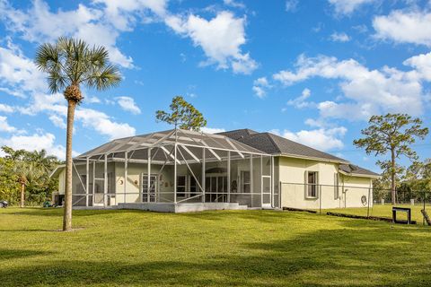 A home in Loxahatchee