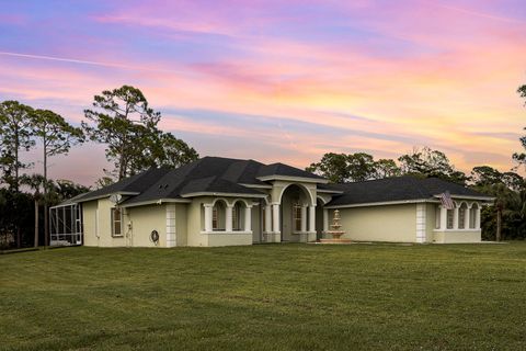 A home in Loxahatchee