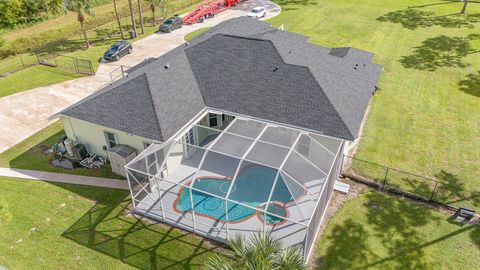 A home in Loxahatchee