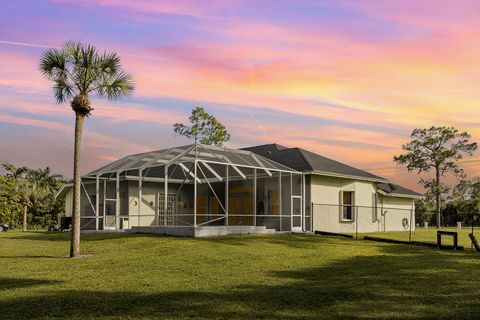 A home in Loxahatchee