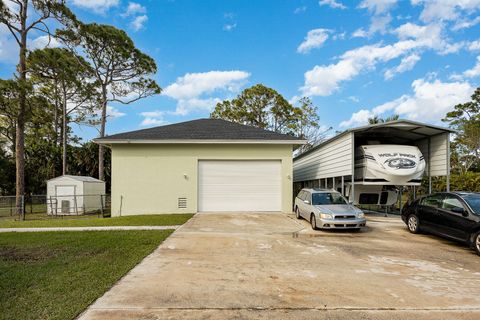 A home in Loxahatchee