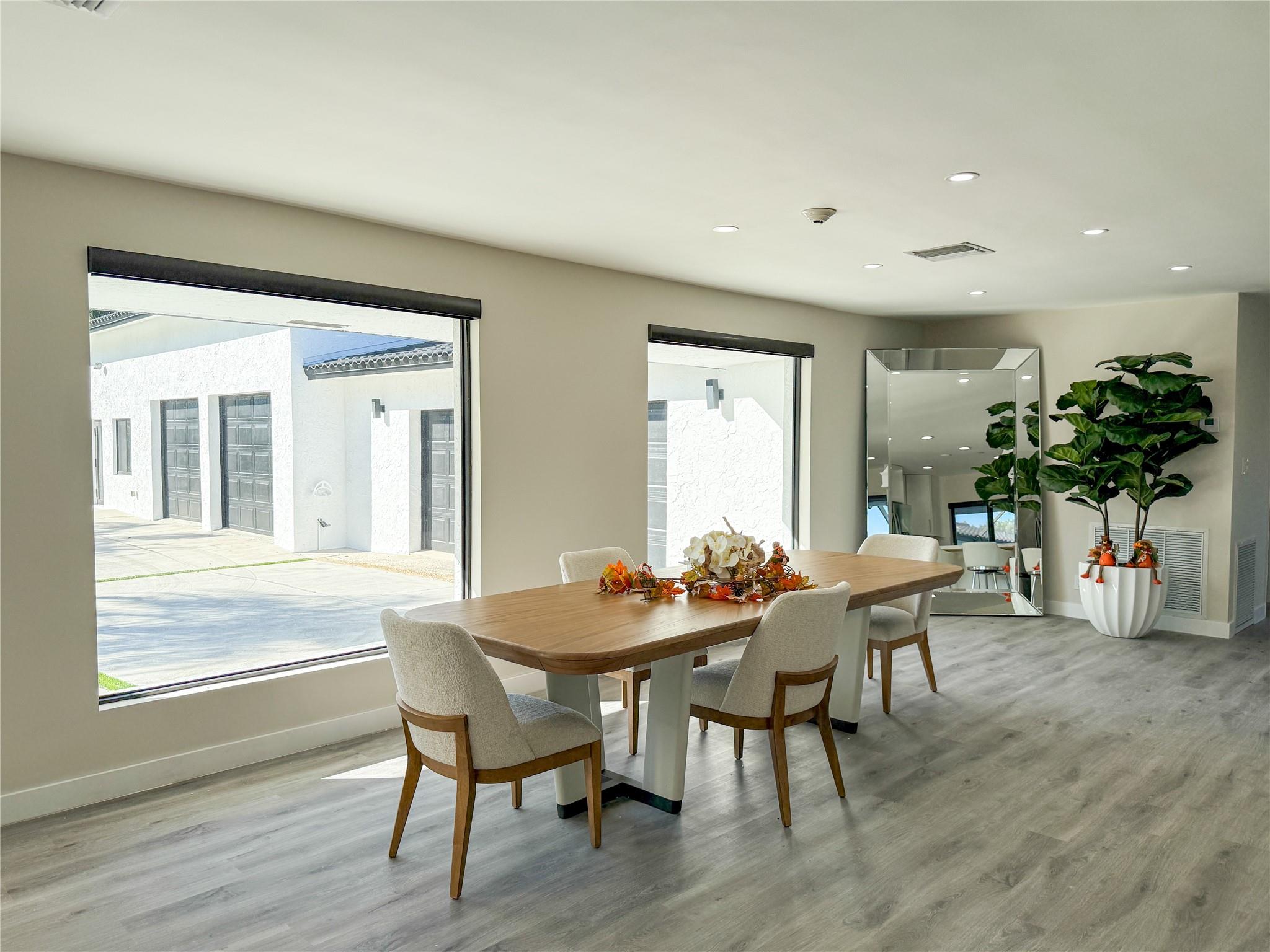 SUNSHINE RANCHES - Residential