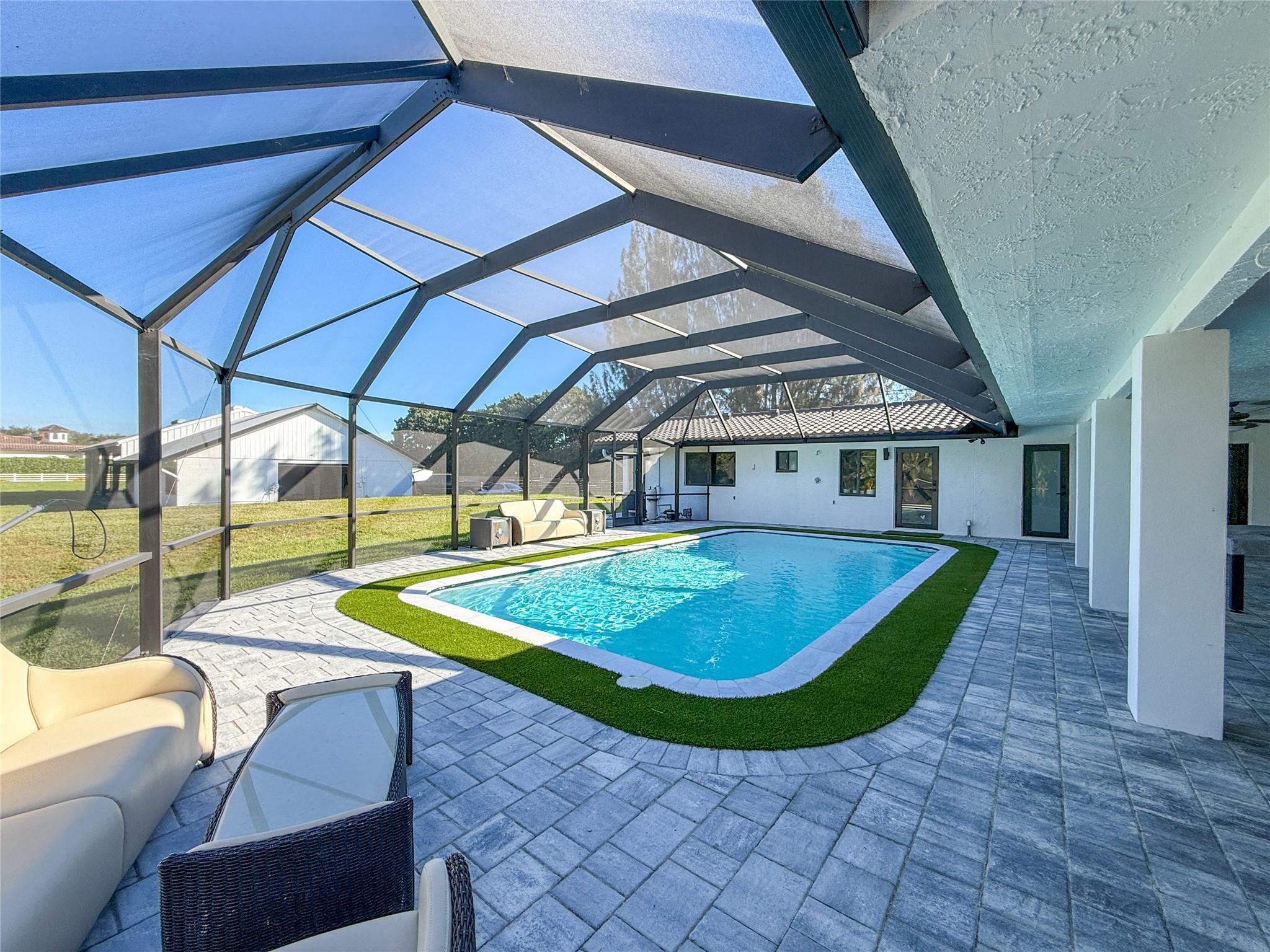 SUNSHINE RANCHES - Residential