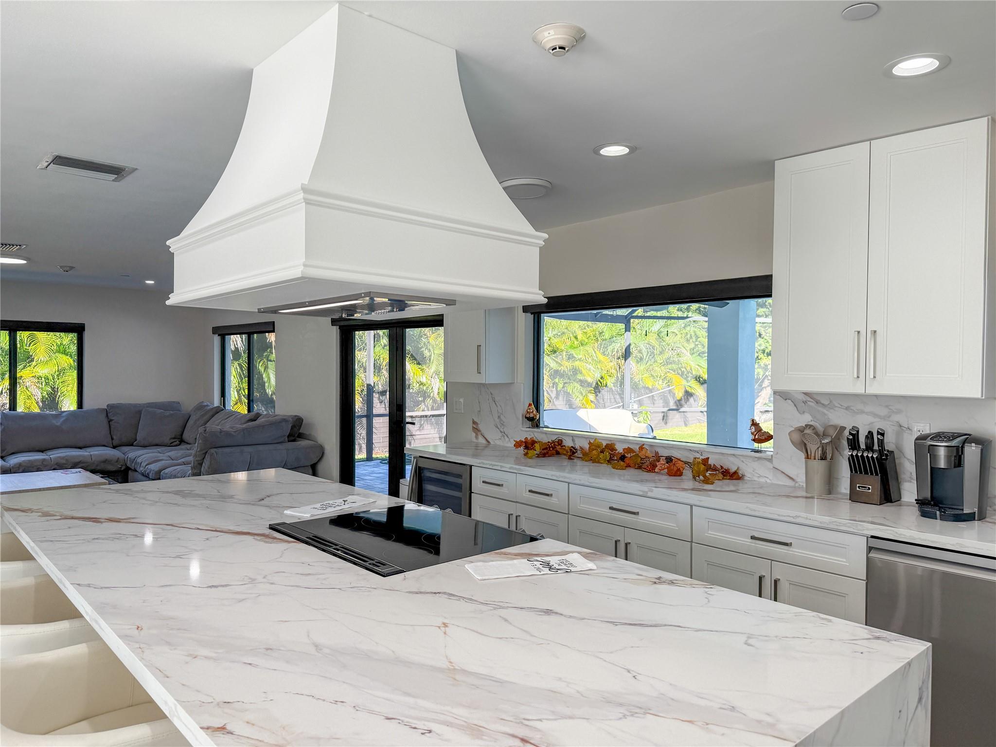 SUNSHINE RANCHES - Residential