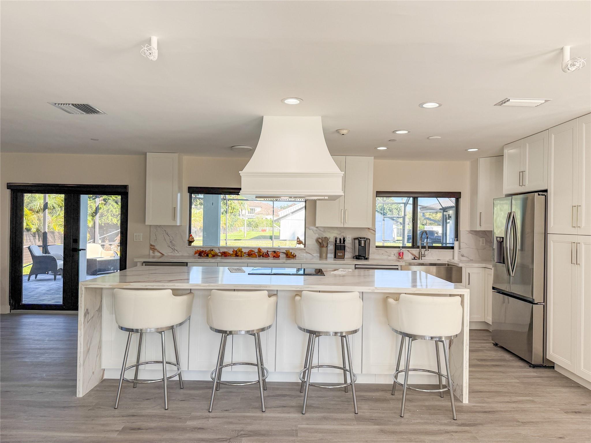 SUNSHINE RANCHES - Residential