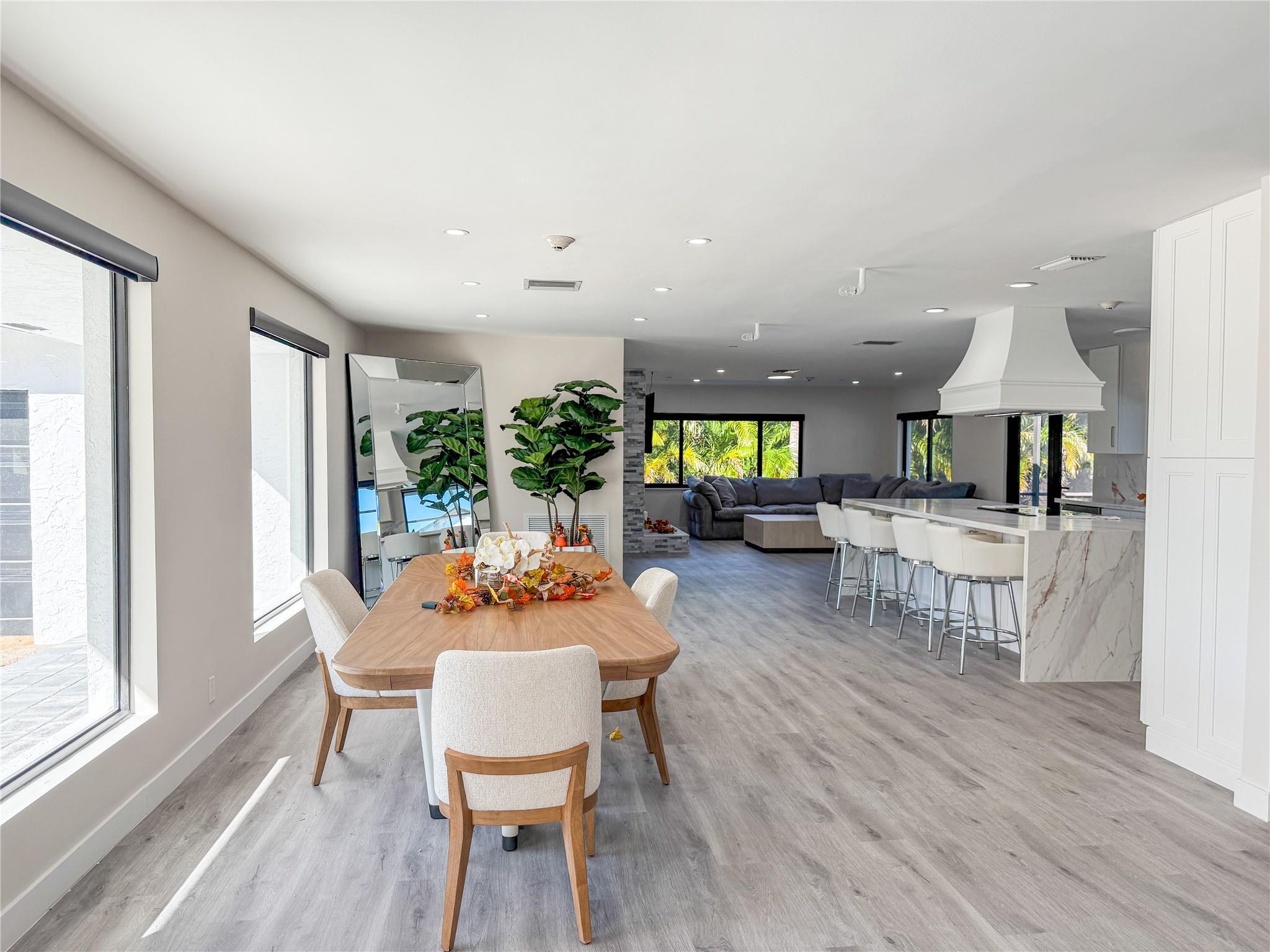 SUNSHINE RANCHES - Residential