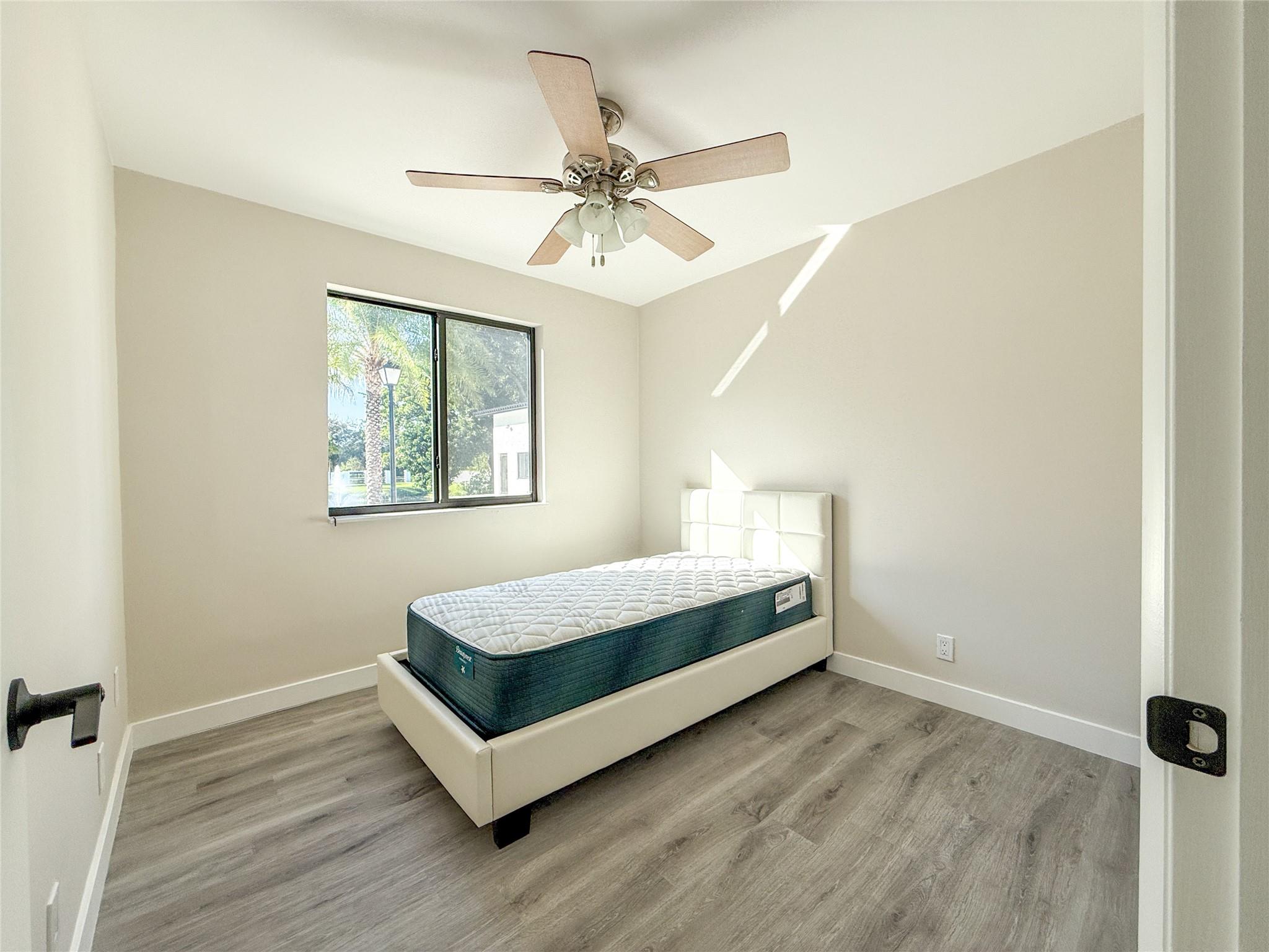 SUNSHINE RANCHES - Residential