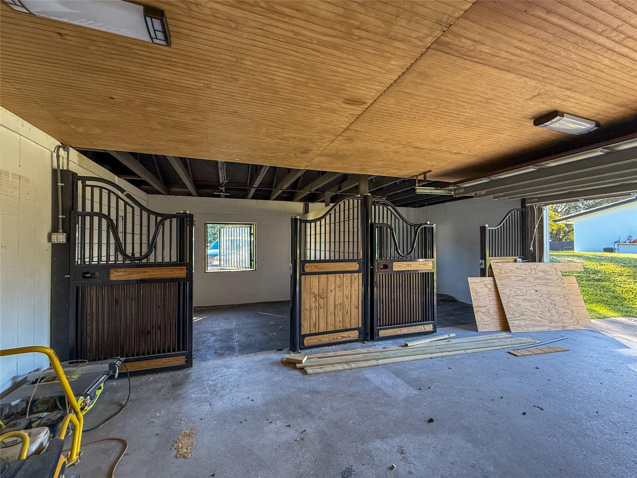 SUNSHINE RANCHES - Residential