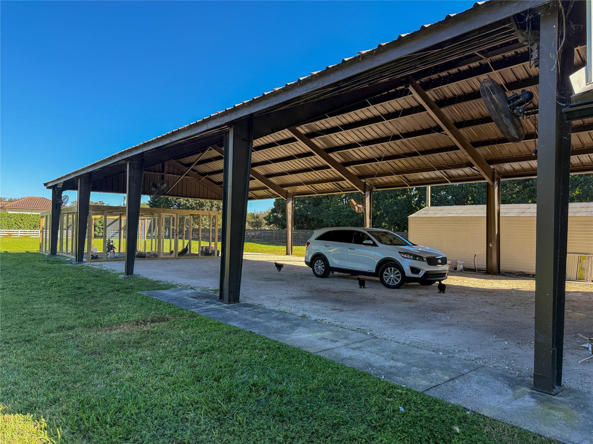 SUNSHINE RANCHES - Residential