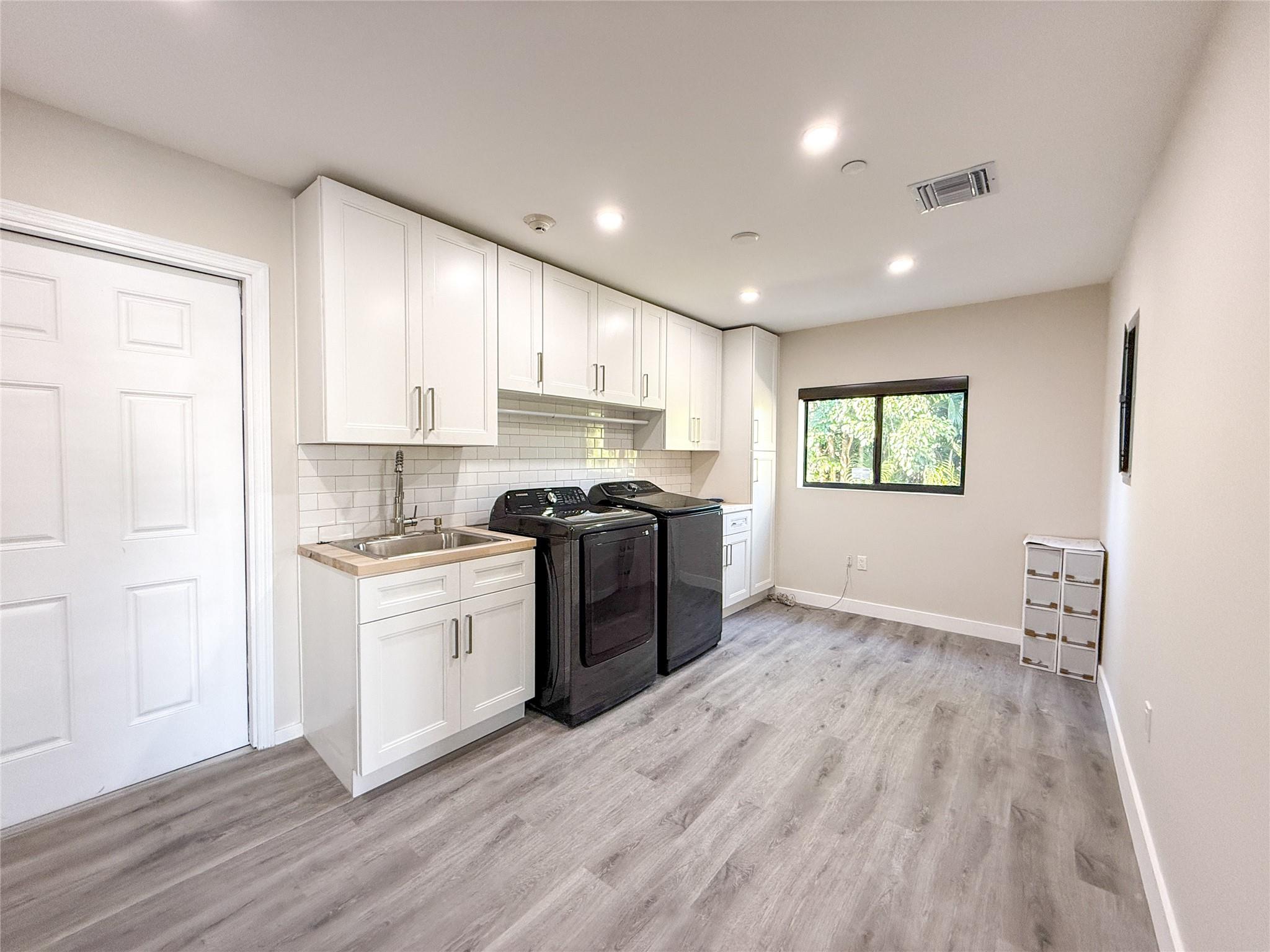 SUNSHINE RANCHES - Residential