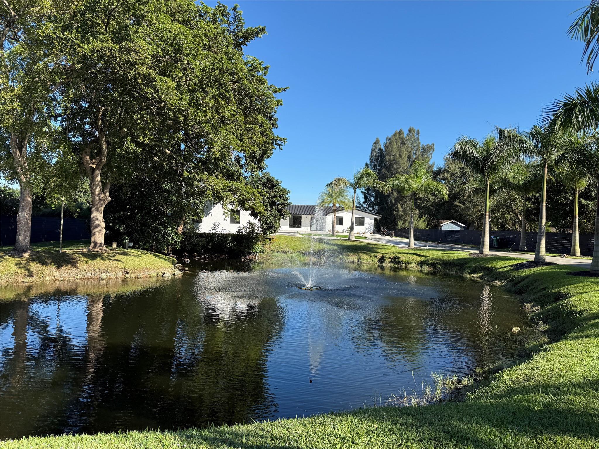 SUNSHINE RANCHES - Residential