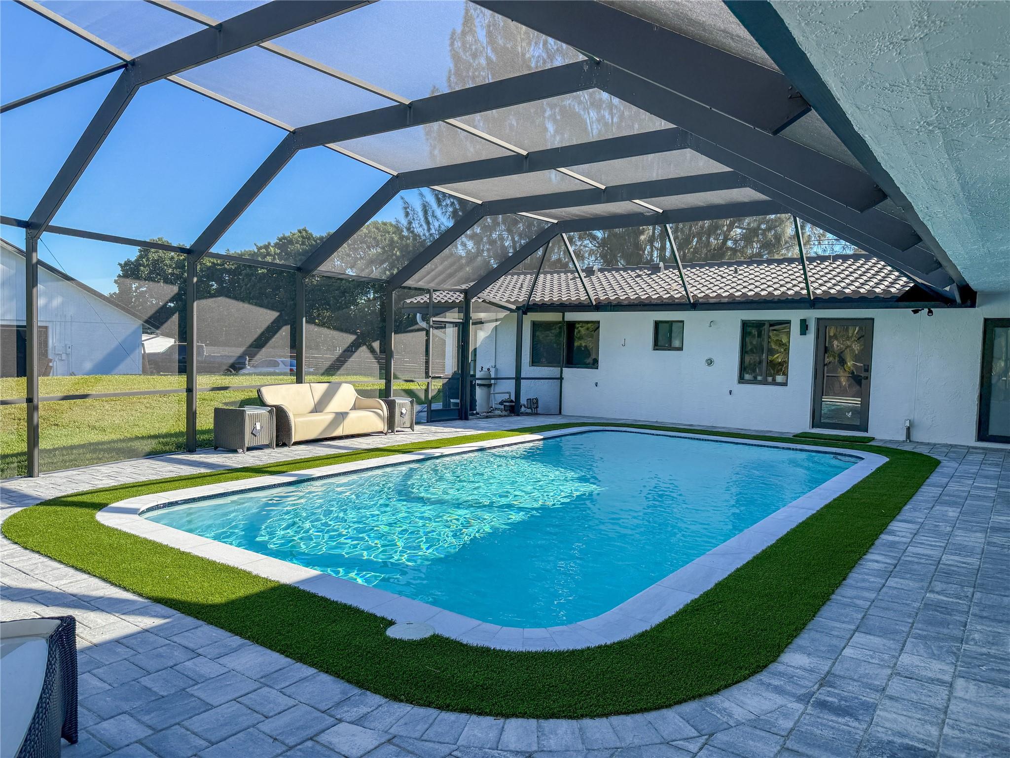 SUNSHINE RANCHES - Residential