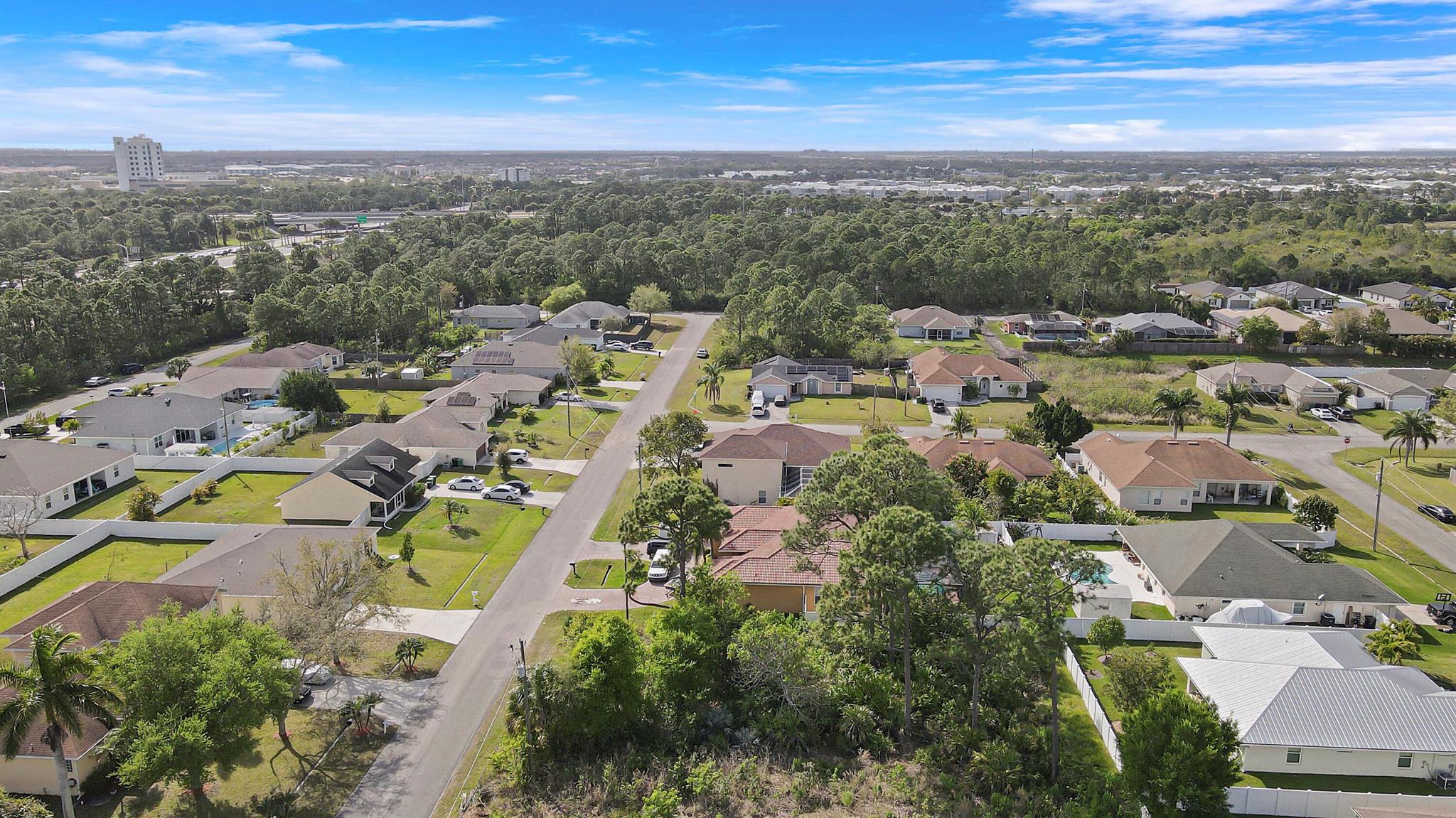 2241 SW Elmwood Avenue