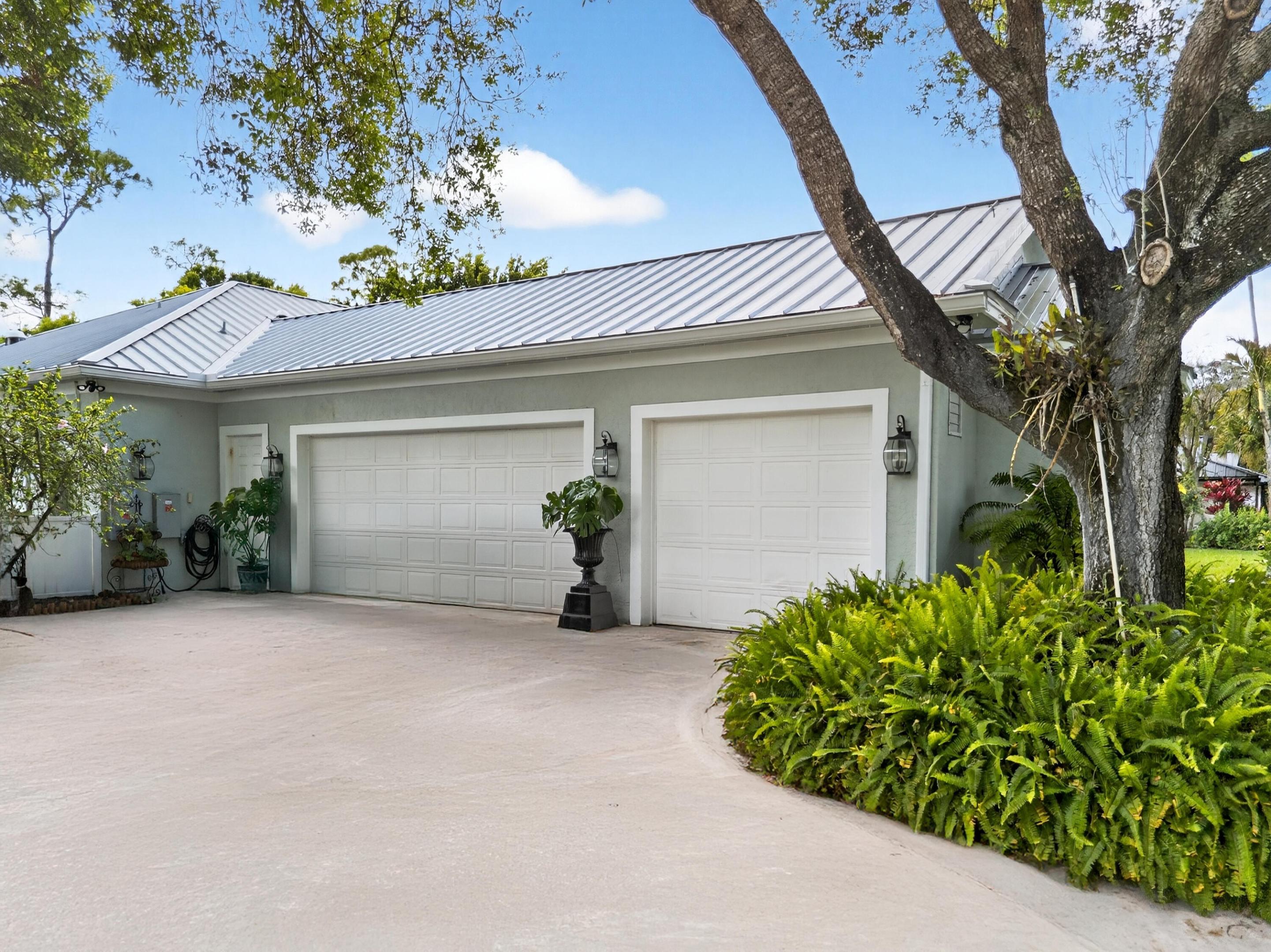 PADDOCK PARK 1 OF WELLINGTON - Residential