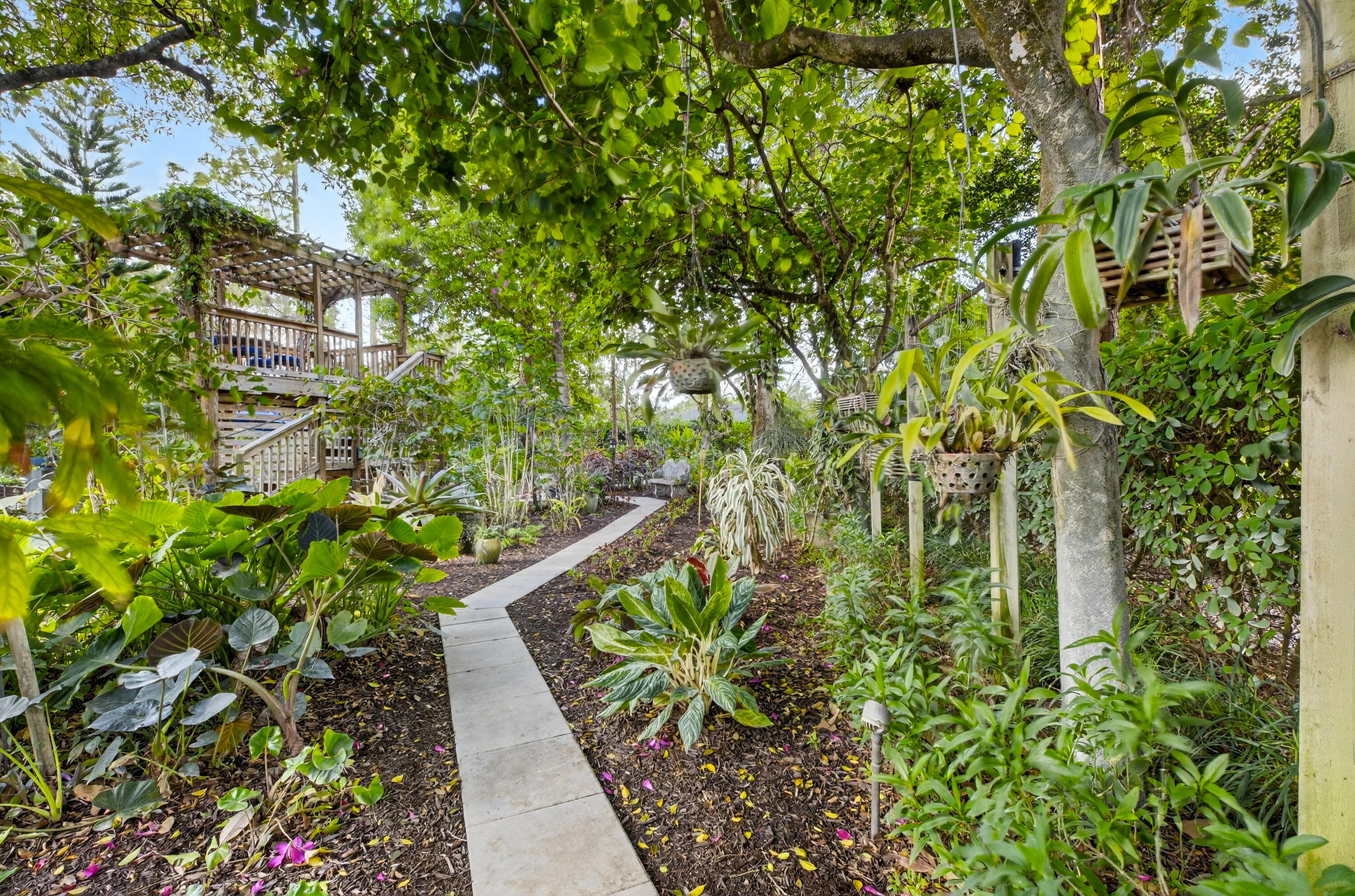 PADDOCK PARK 1 OF WELLINGTON - Residential