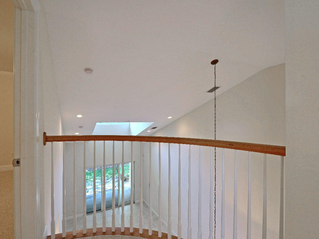 BOULEVARD VILLAGE & TENNIS CLUB - Residential Lease