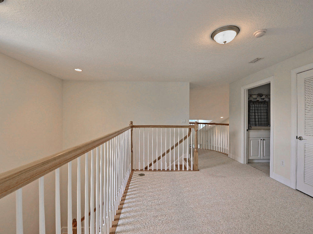 BOULEVARD VILLAGE & TENNIS CLUB - Residential Lease