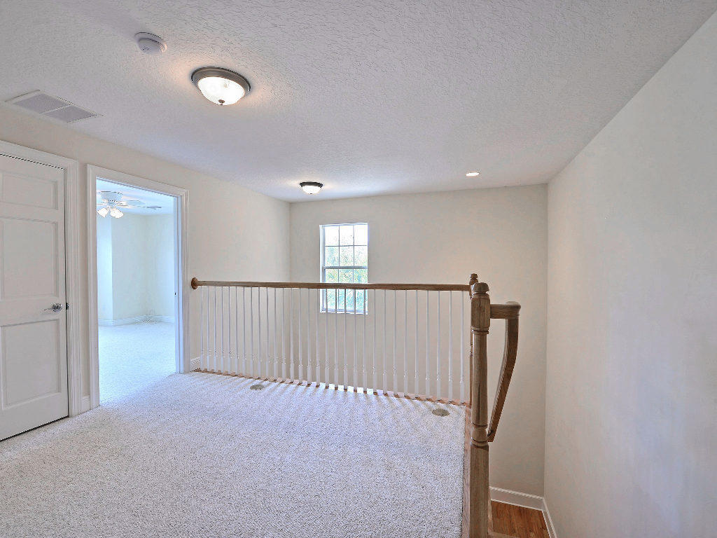 BOULEVARD VILLAGE & TENNIS CLUB - Residential Lease