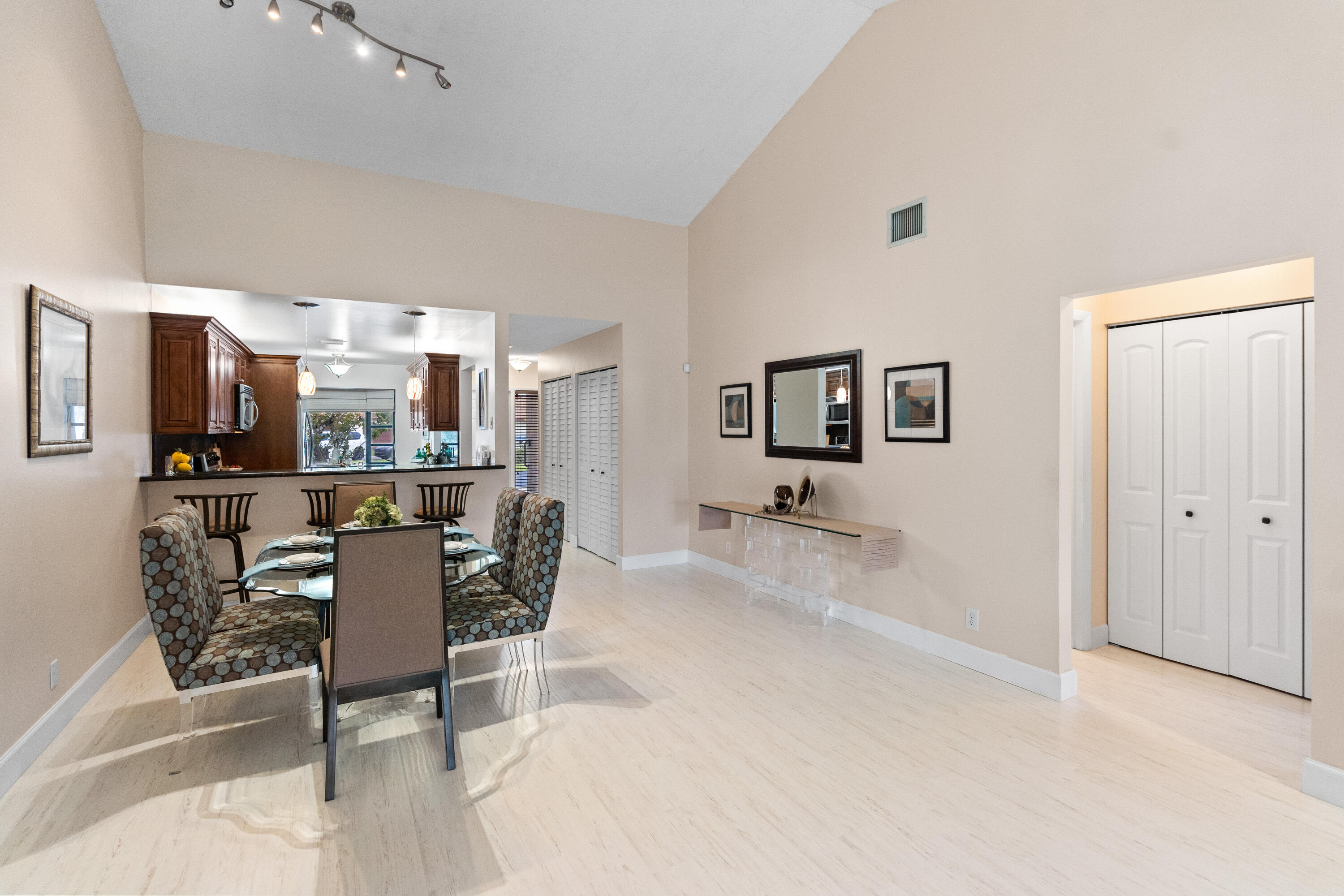 QUINCY PARK - Residential