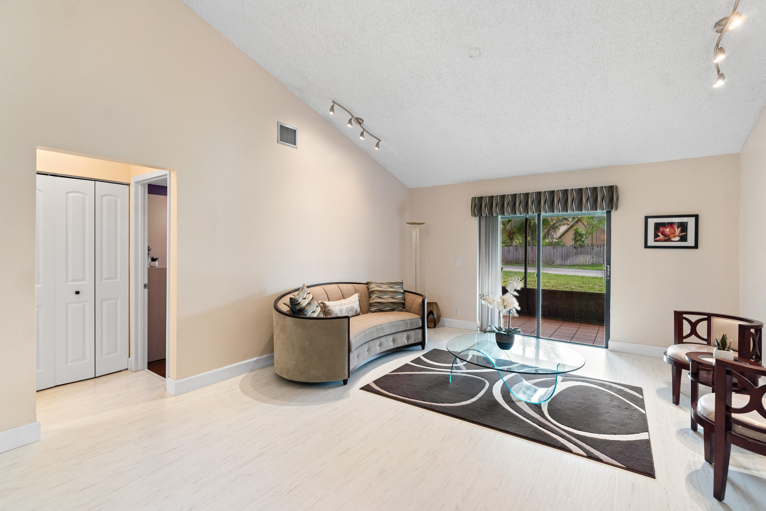 QUINCY PARK - Residential