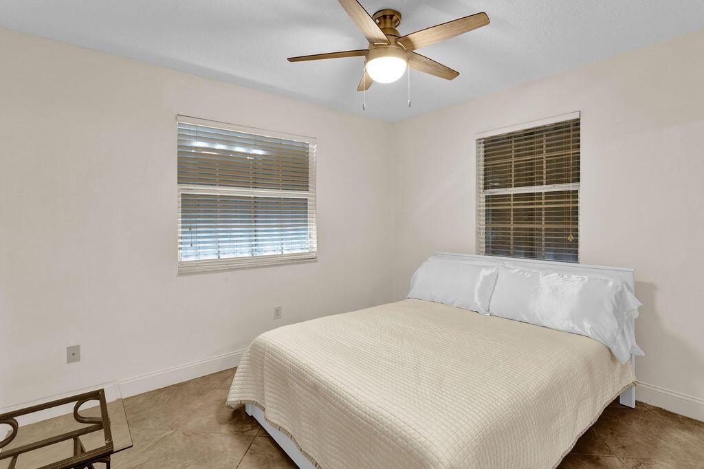 WATERSIDE VILLAGE OF PALM - Residential Lease