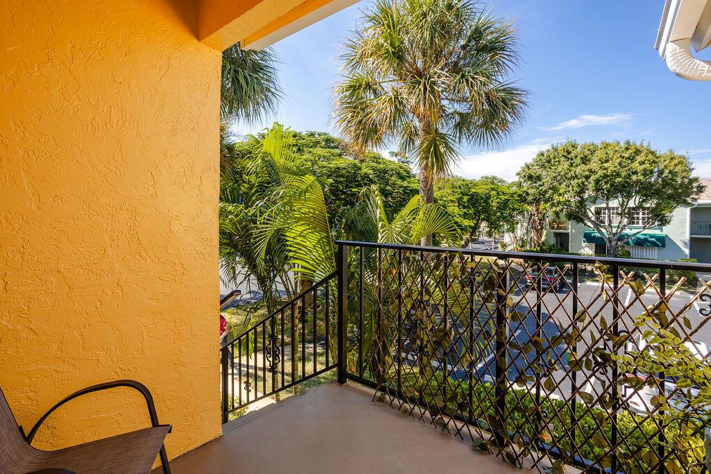 WATERSIDE VILLAGE OF PALM - Residential Lease
