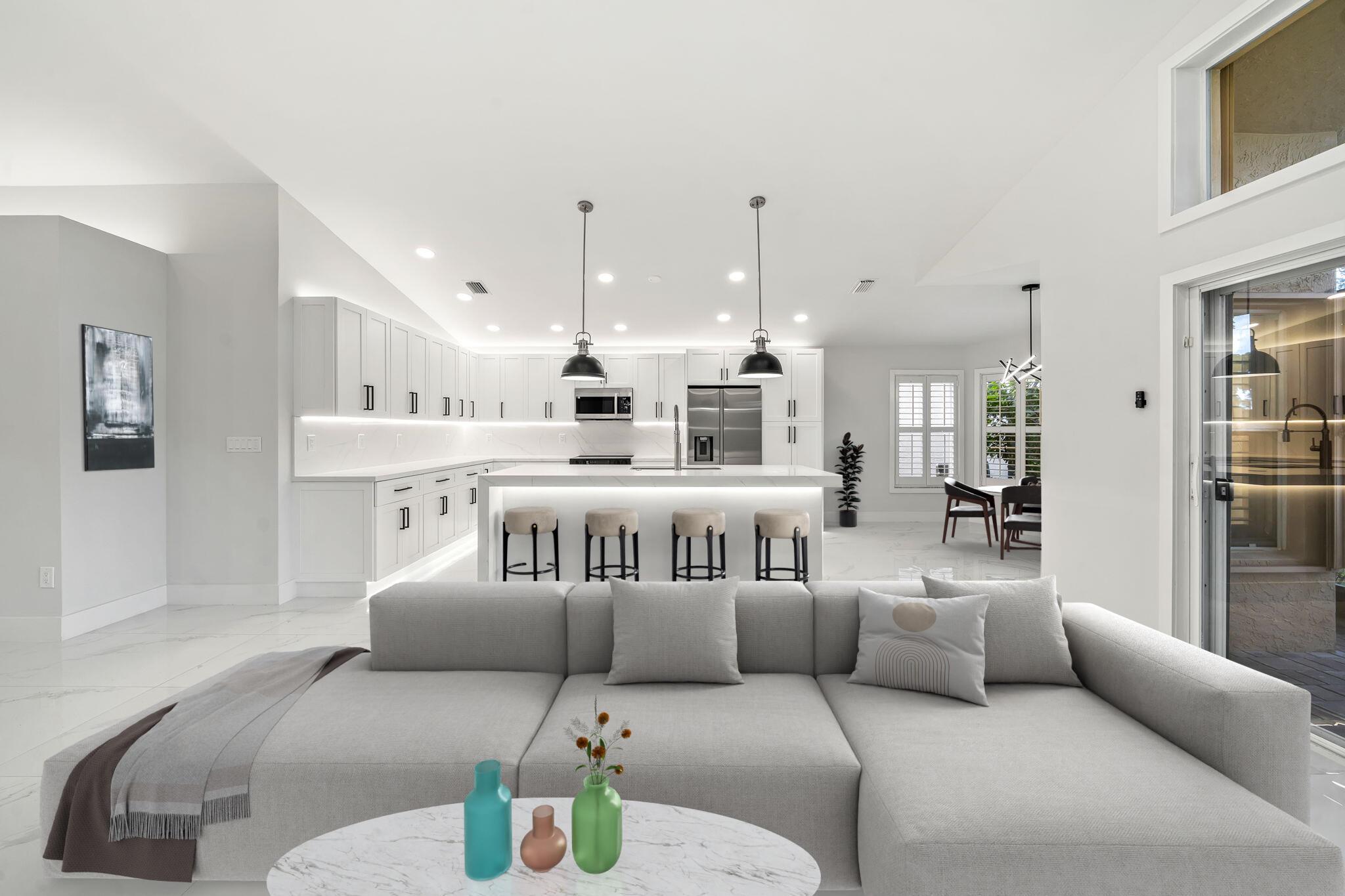 VALENCIA ISLES 3 - Residential