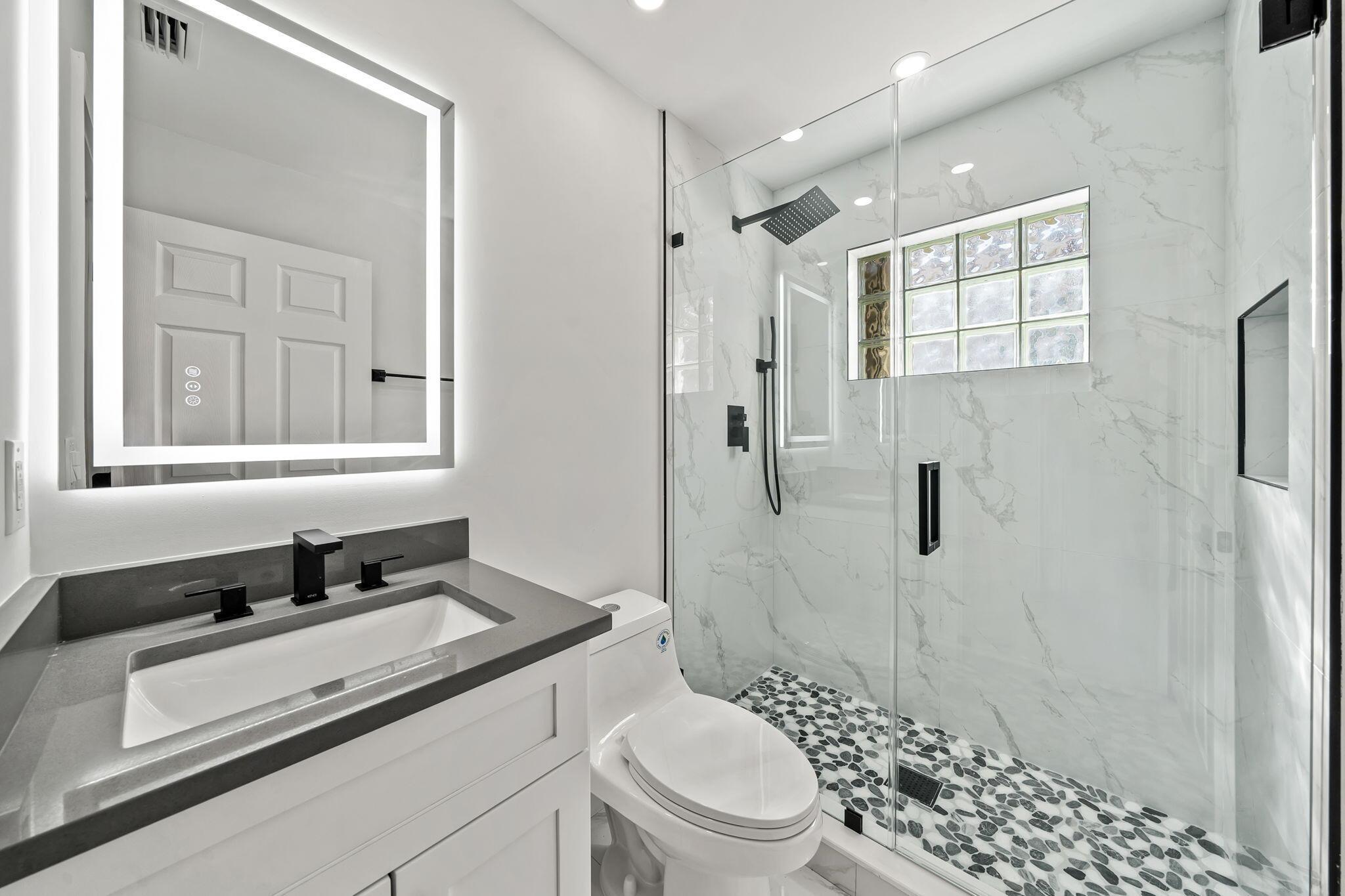 VALENCIA ISLES 3 - Residential