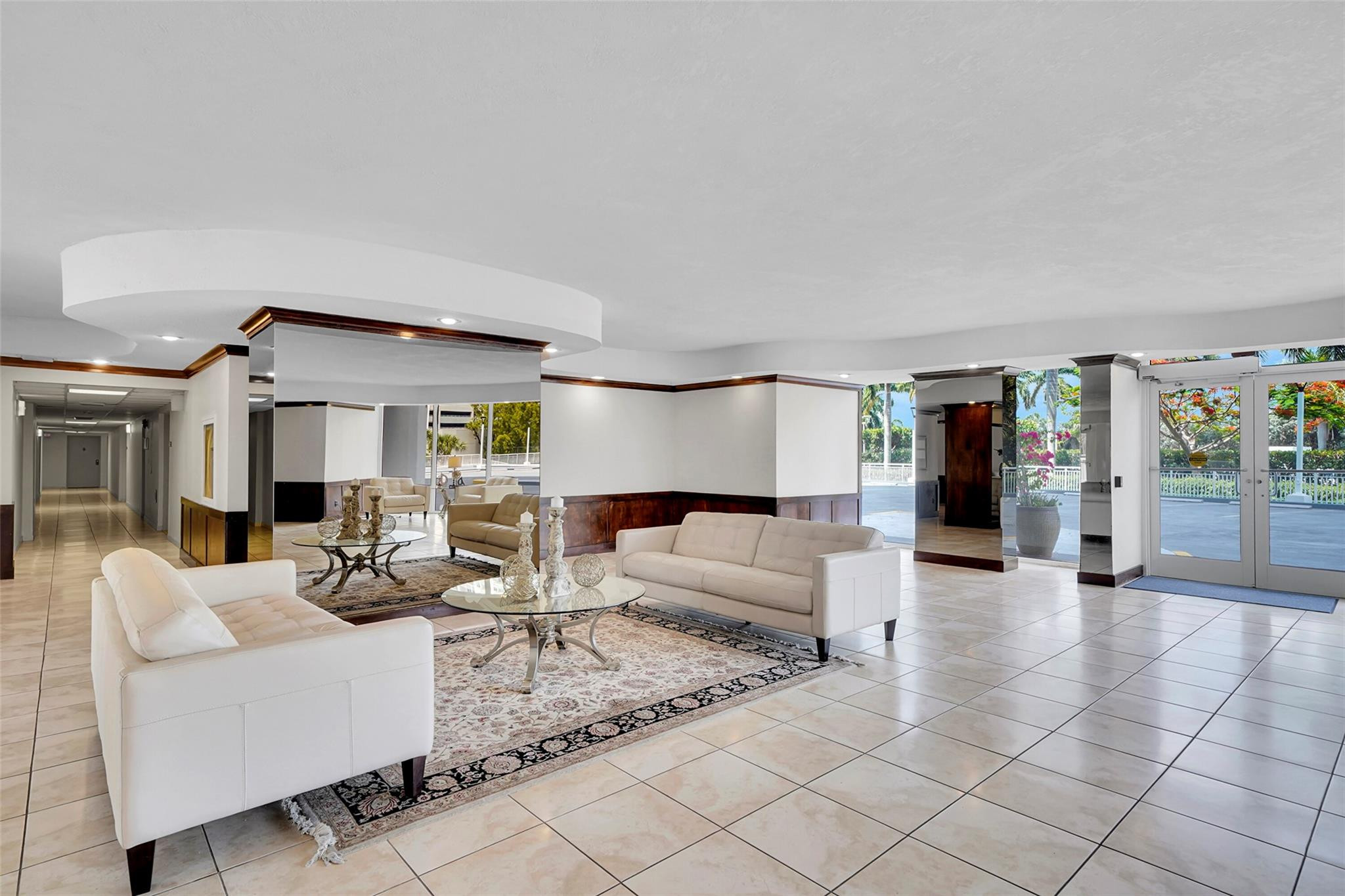 VANTAGE VIEW CONDO - Residential Lease